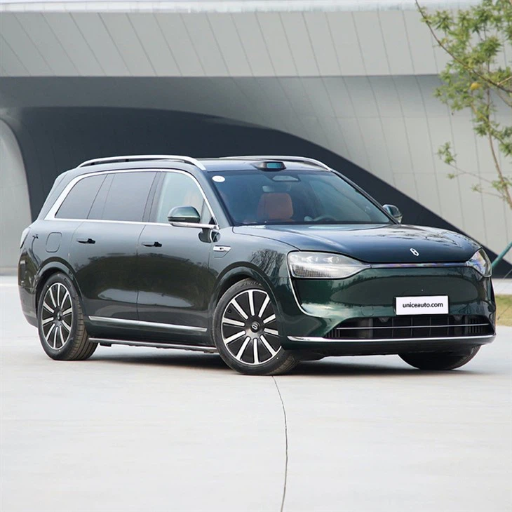  Huawei Aito M9 Electric Cars